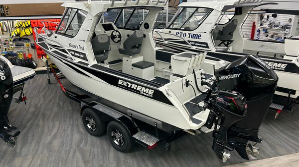 Extreme Boats 645 Game King 