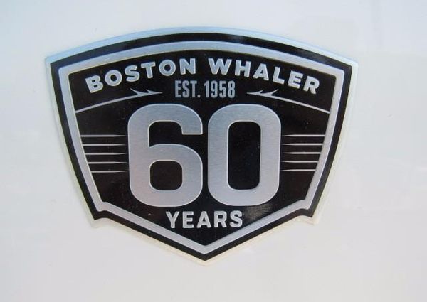 Boston Whaler 190 Outrage image