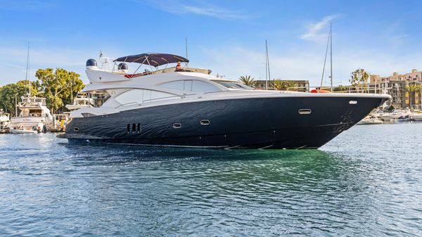 Sunseeker 82 Yacht