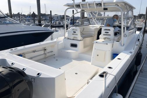 Boston Whaler 305 Conquest image