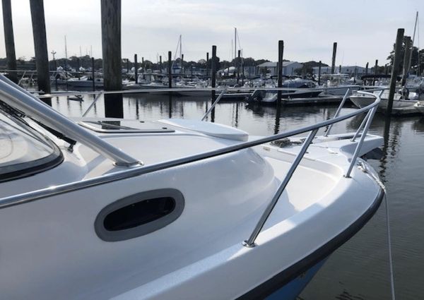 Boston Whaler 305 Conquest image