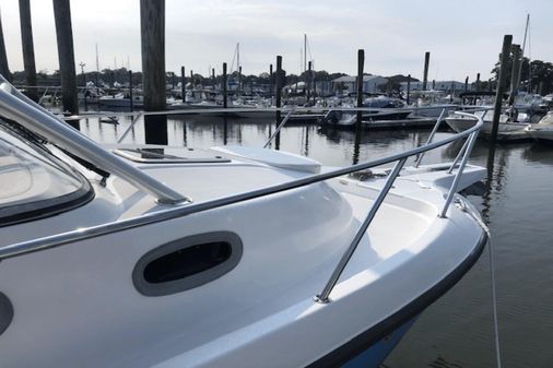 Boston Whaler 305 Conquest image