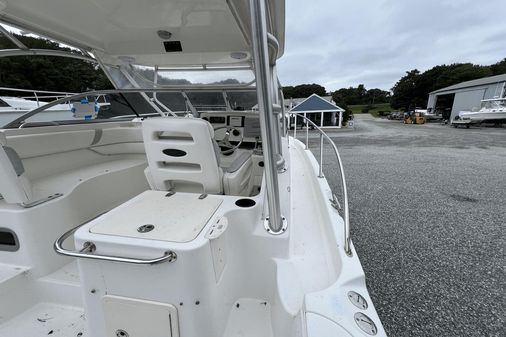 Boston Whaler 305 Conquest image