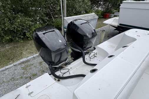 Boston Whaler 305 Conquest image