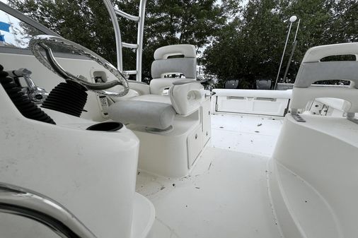 Boston Whaler 305 Conquest image