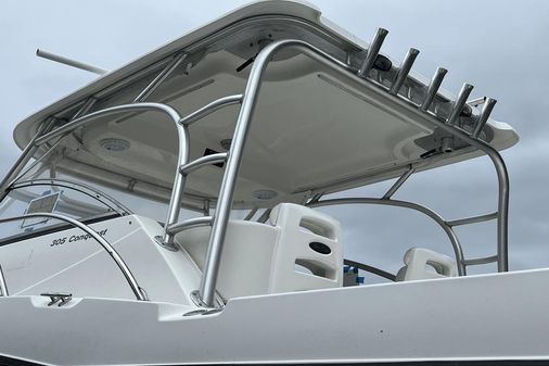 Boston Whaler 305 Conquest image