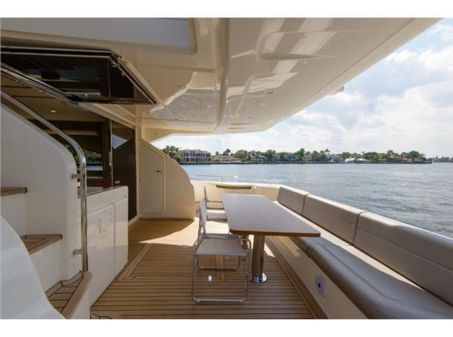 Ferretti Yachts 690 image