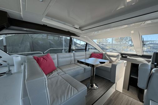 Cruisers Yachts 50 Cantius image