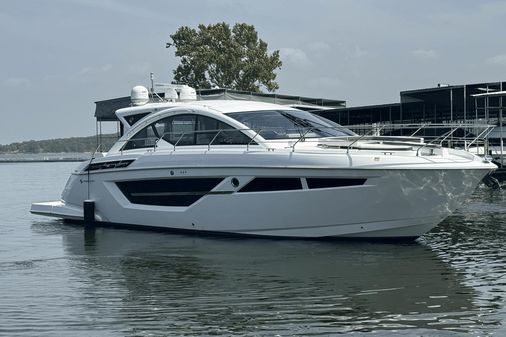 Cruisers Yachts 50 Cantius image