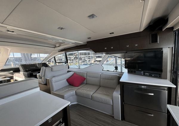 Cruisers Yachts 50 Cantius image