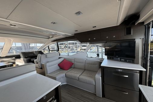 Cruisers Yachts 50 Cantius image