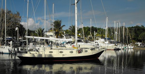 advantage yachts indiantown fl