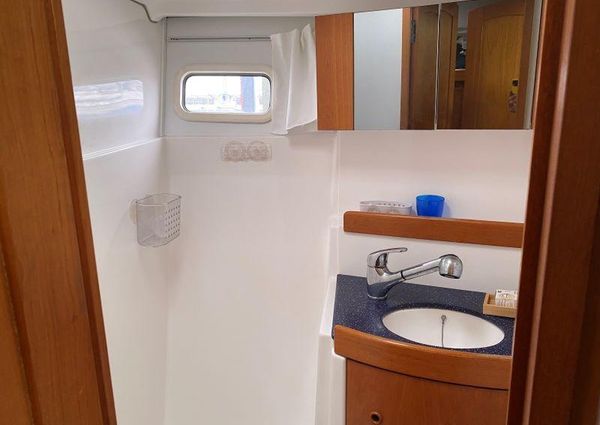 Wauquiez Pilot Saloon 40 image