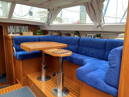 Wauquiez Pilot Saloon 40 image