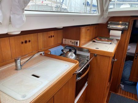 Wauquiez Pilot Saloon 40 image