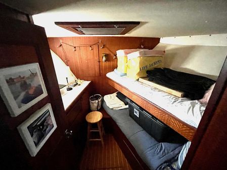 Hatteras Classic Motor Yacht image