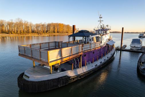 Tugboat Liveaboard image