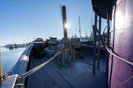 Tugboat Liveaboard image