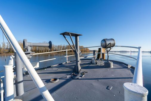 Tugboat Liveaboard image