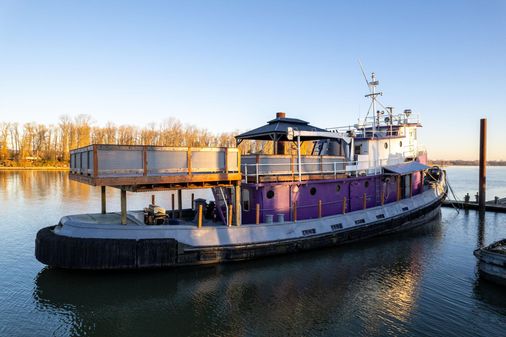 Tugboat Liveaboard image