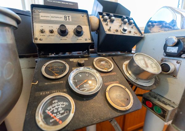 Tugboat Liveaboard image