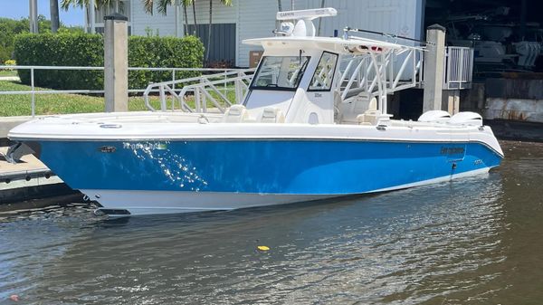 Everglades 325 CC