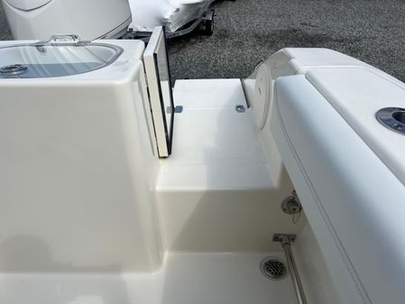 Cobia 240-CENTER-CONSOLE image