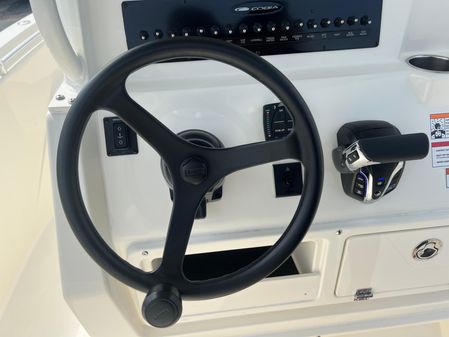 Cobia 240-CENTER-CONSOLE image