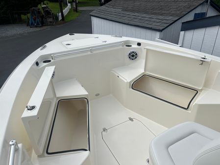 Cobia 240-CENTER-CONSOLE image