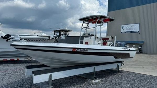 Skeeter ZX2250 Bay 