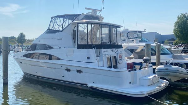 Carver 444 Cockpit Motor Yacht