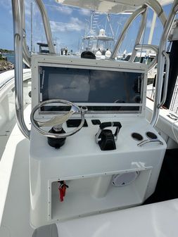 Yellowfin 32 Offshore image