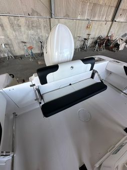 Edgewater 208CC-CENTER-CONSOLE image