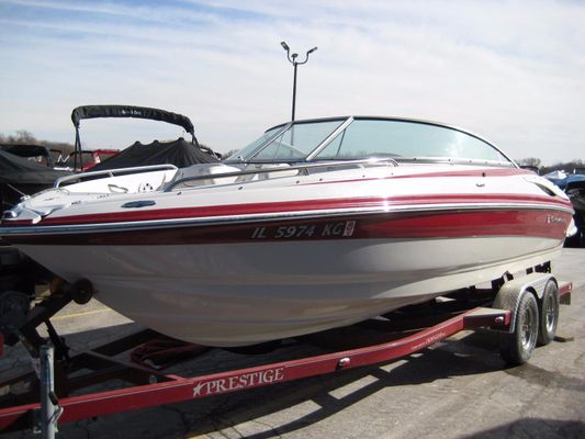 Crownline 230 LS - main image
