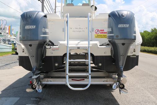 World Cat 320CC image