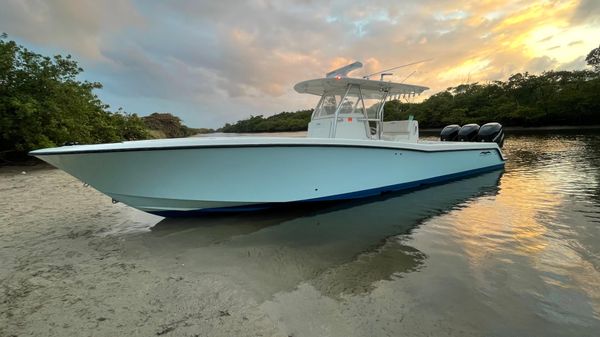 Invincible 36 Open Fisherman