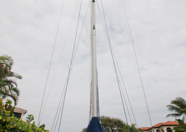 Catalina 34-TALL-RIG-WITH-WING-KEEL image