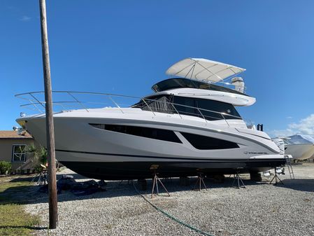 Regal 42 FXO image