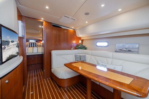 Tiara Yachts 4300 Sovran image