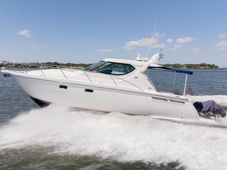 Tiara Yachts 4300 Sovran image