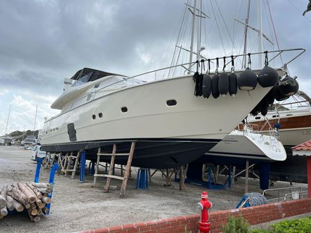 Ferretti Yachts 731 image