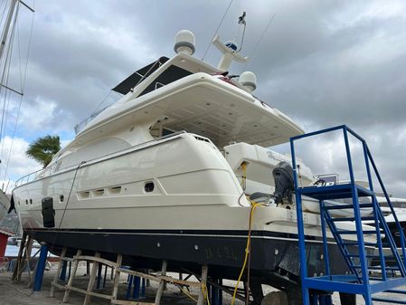 Ferretti Yachts 731 image