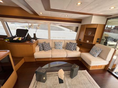 Ferretti Yachts 731 image