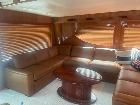 Hatteras 68 Convertible image