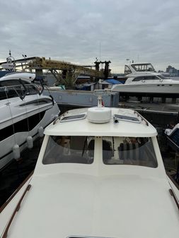 Hinckley Picnic Boat Classic image