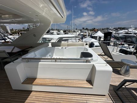 Azimut 80 Flybridge image