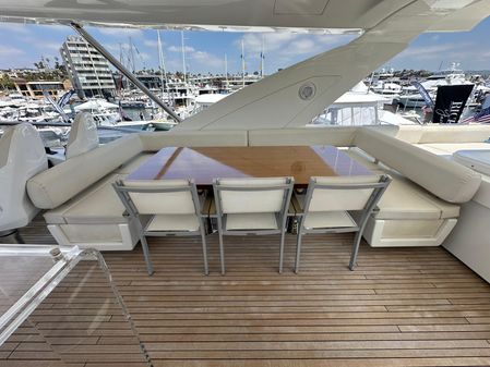 Azimut 80 Flybridge image