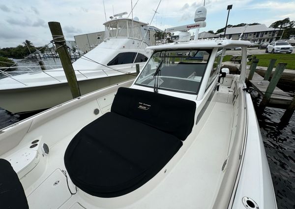 Boston Whaler 420 Outrage image