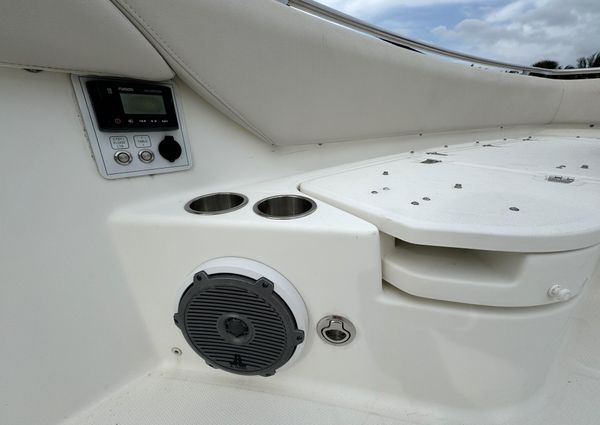 Boston Whaler 420 Outrage image