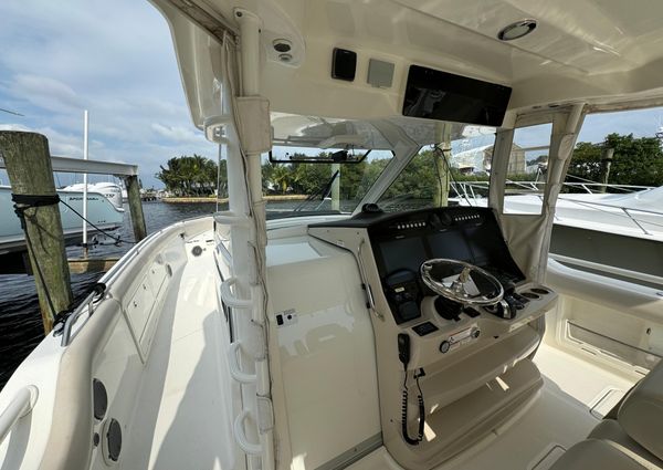 Boston Whaler 420 Outrage image